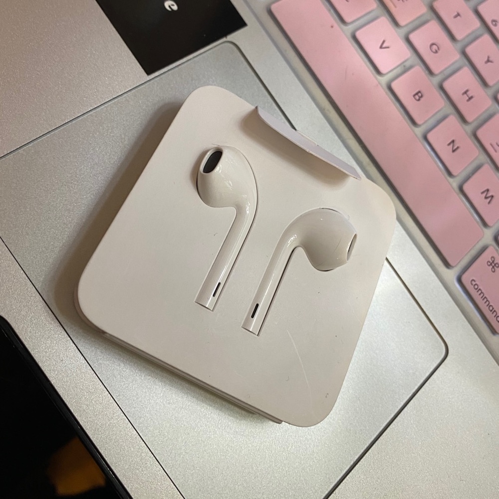 Brand new Apple headphones